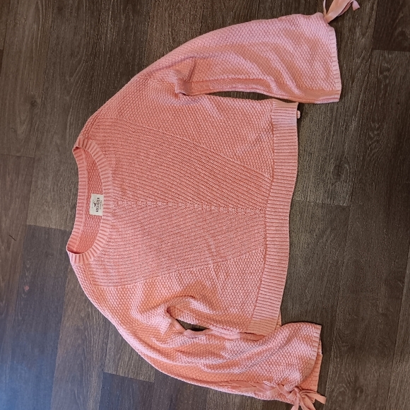 Hollister Baby Link Top Sweater Size S - Picture 2 of 4